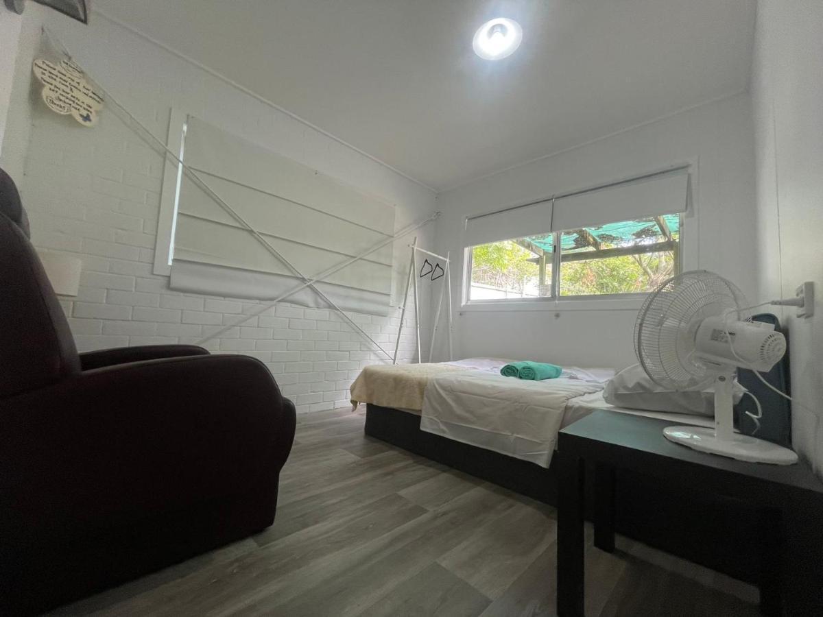 Yny Guest House Waterford Екстер'єр фото