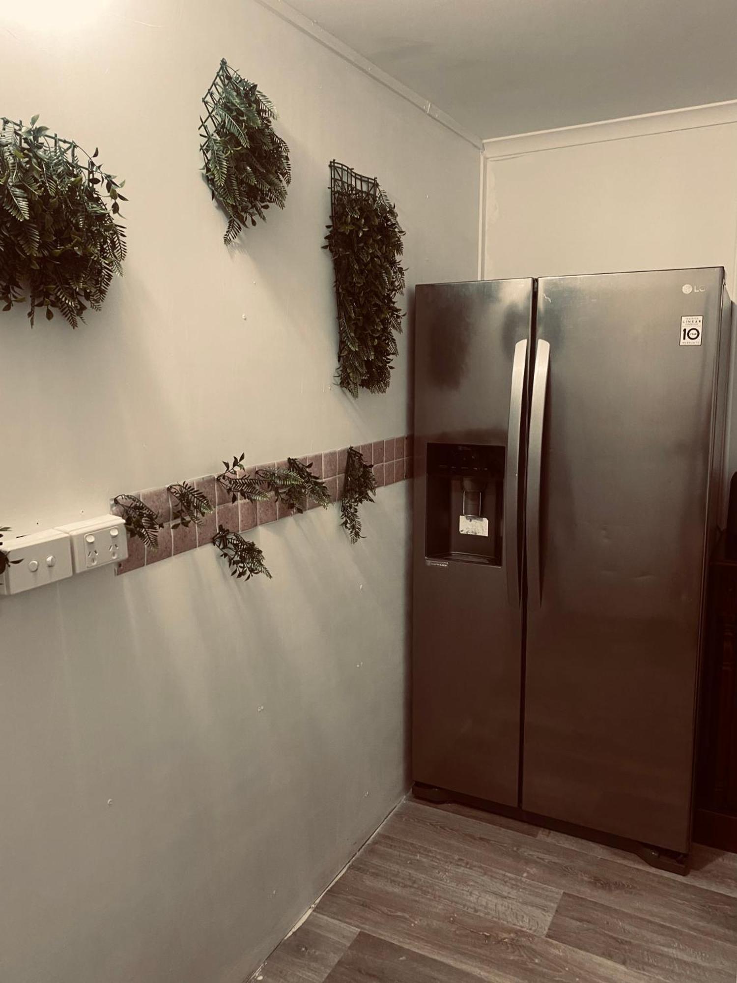 Yny Guest House Waterford Екстер'єр фото