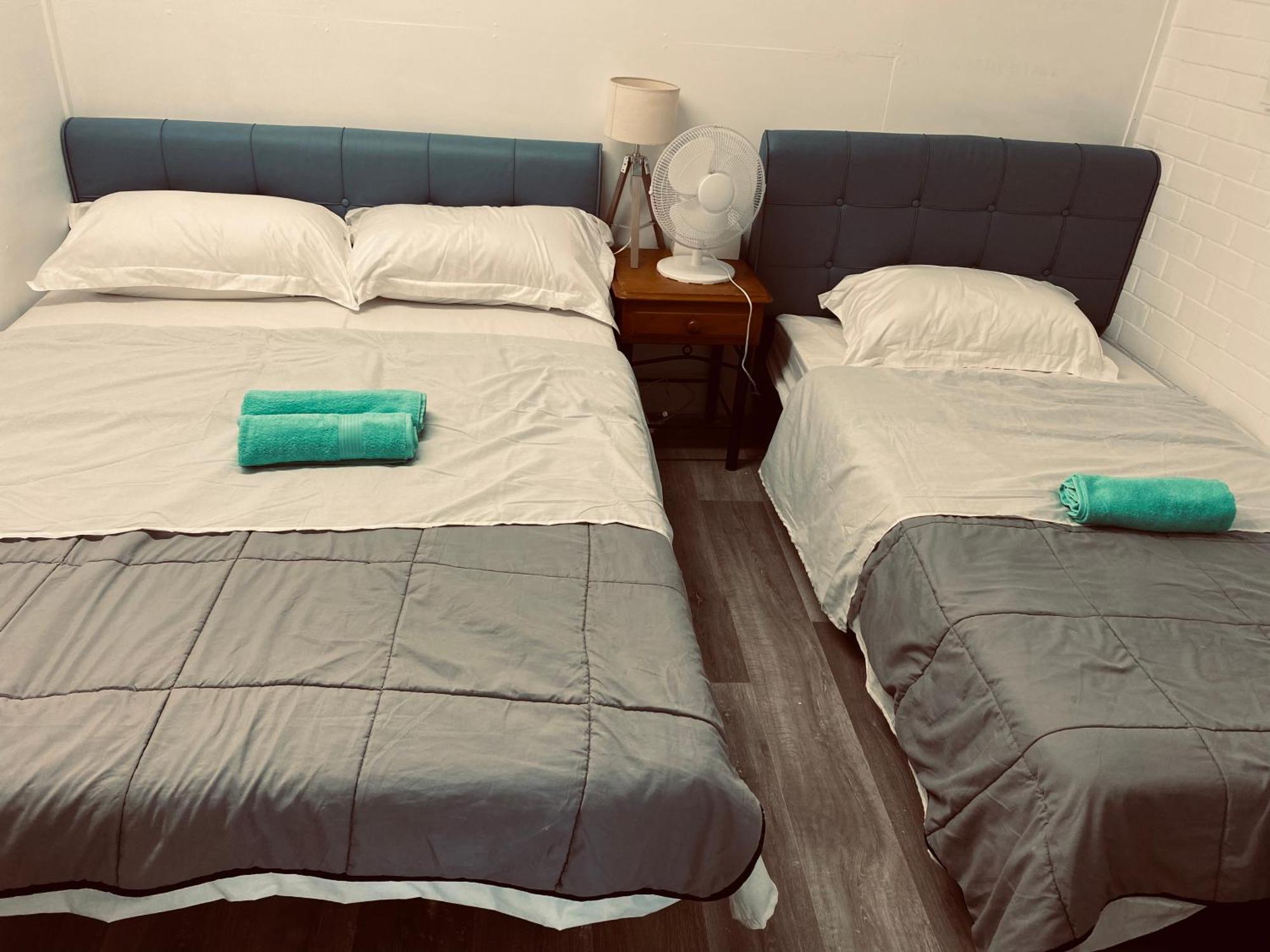 Yny Guest House Waterford Екстер'єр фото