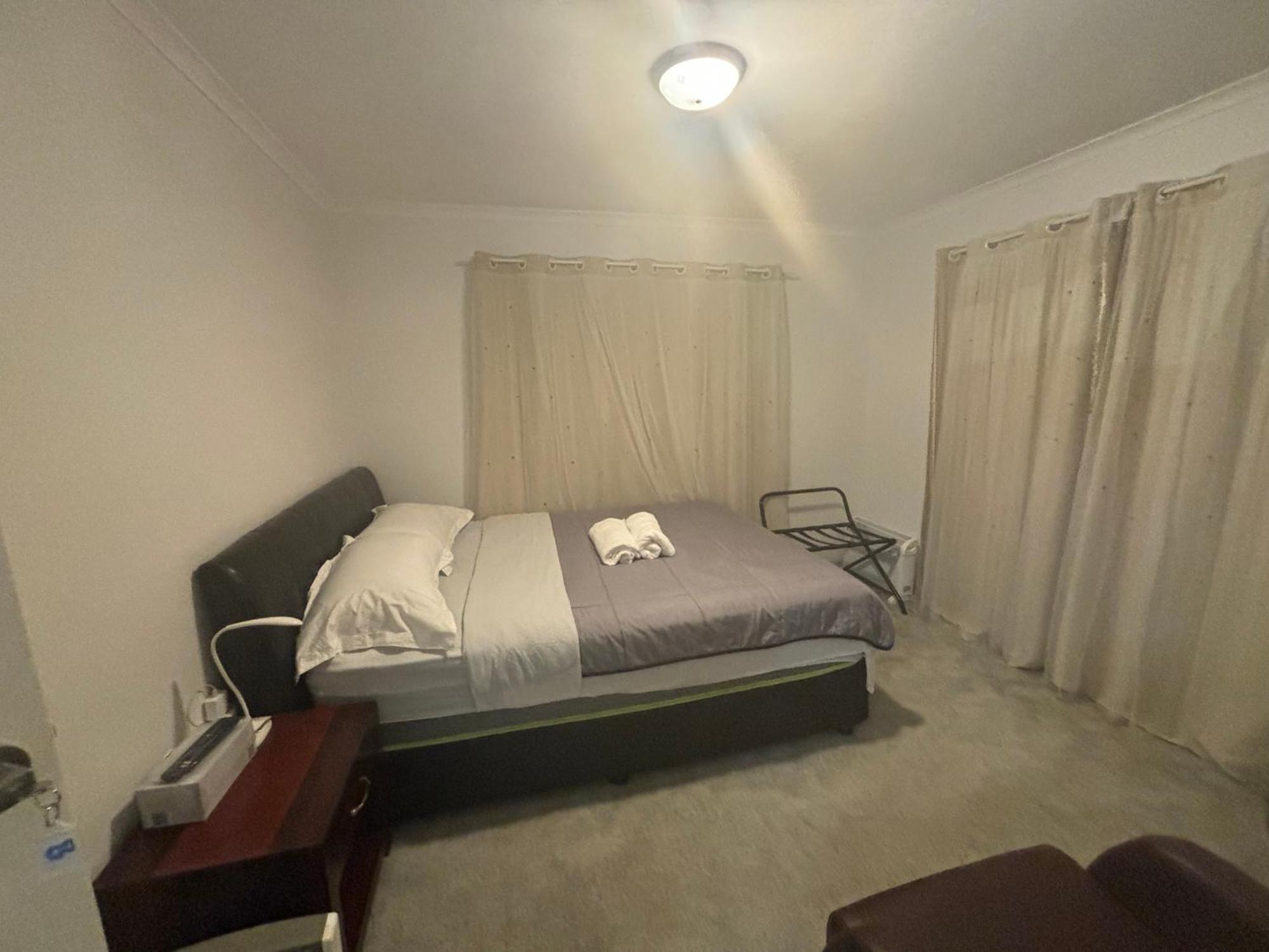 Yny Guest House Waterford Екстер'єр фото